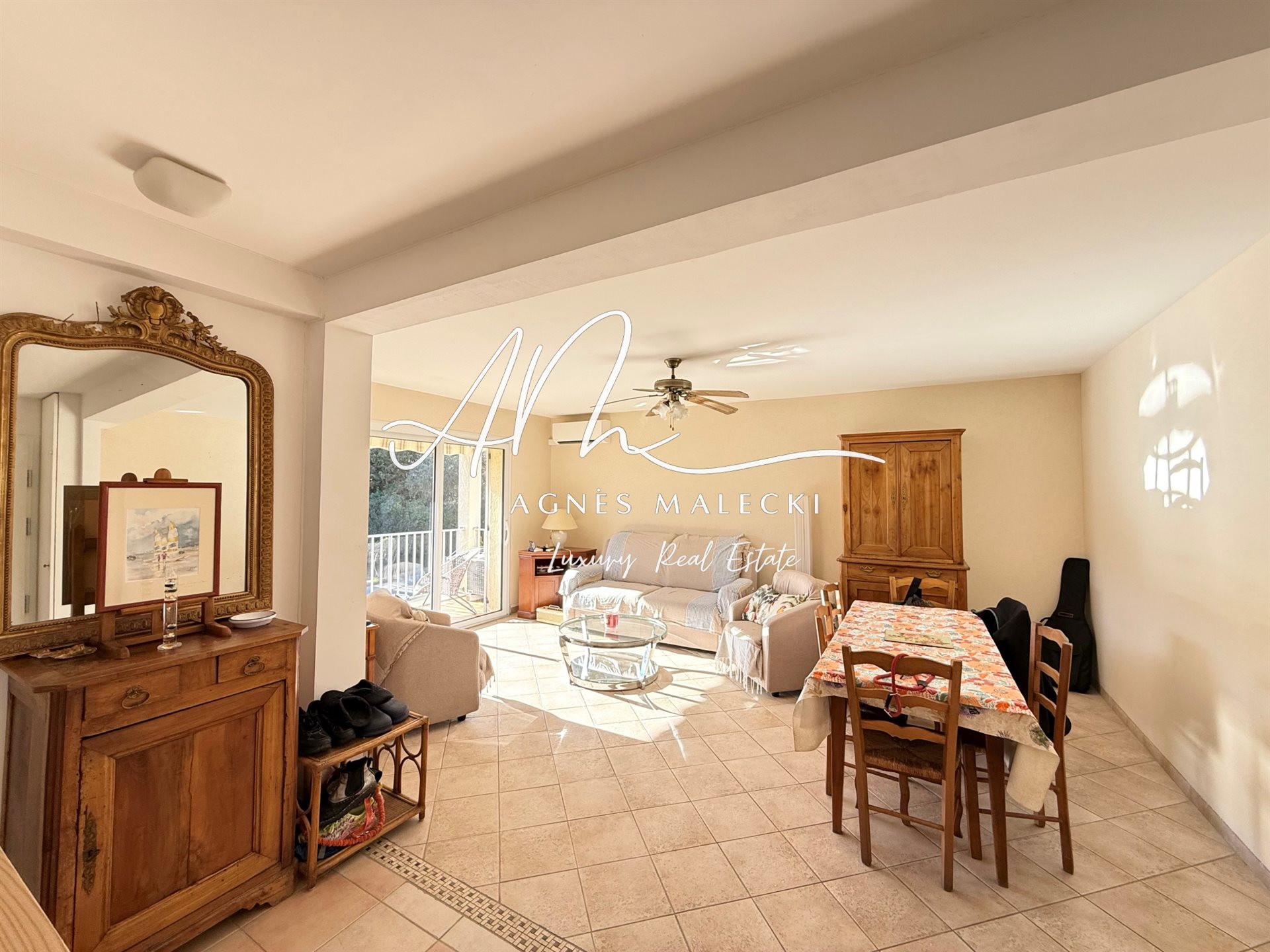 Appartement à vendre, 73m², Cavalaire-sur-Mer