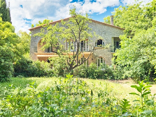 Maison 10 pièces 250 m² · à Montpellier · 250 m² · 1 090 000 €