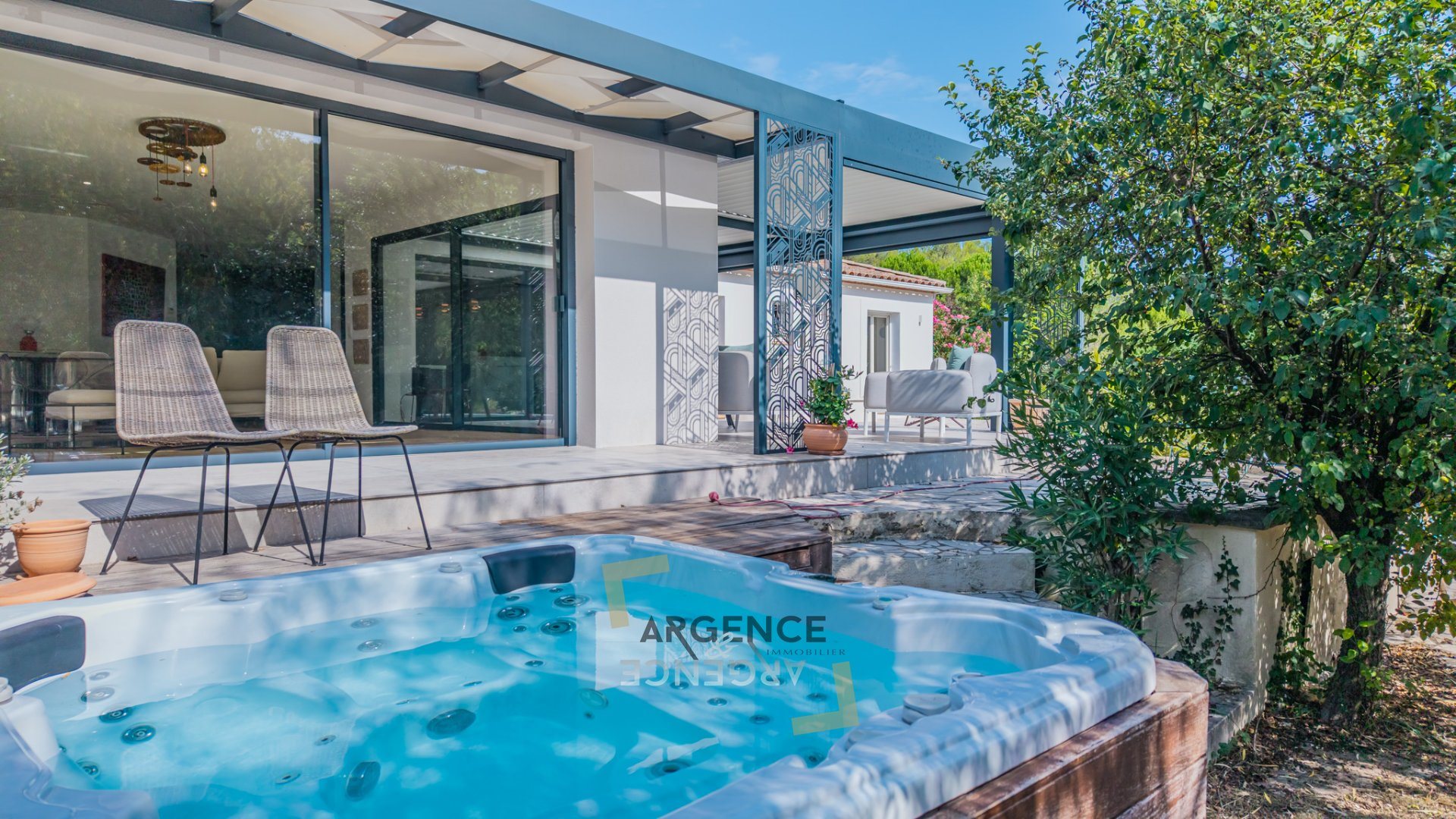 Maison à vendre, 230m², Saint-Clément-de-Rivière
