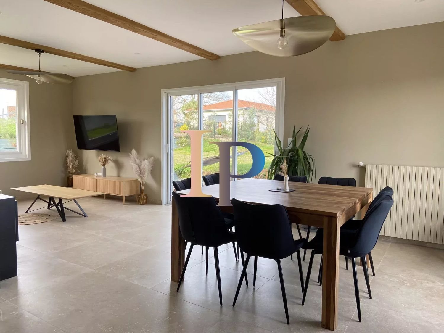 Maison à vendre, 162m², Charlieu