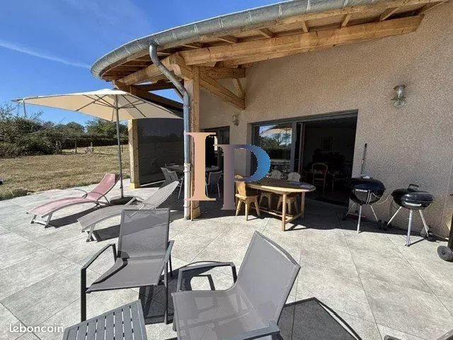 Maison à vendre, 153m², Charlieu