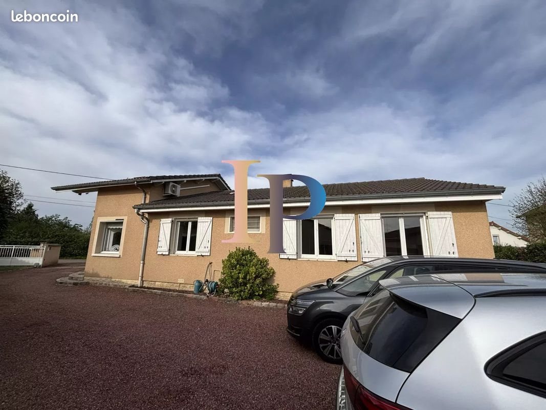 Maison à vendre, 125m², Pouilly-sous-Charlieu