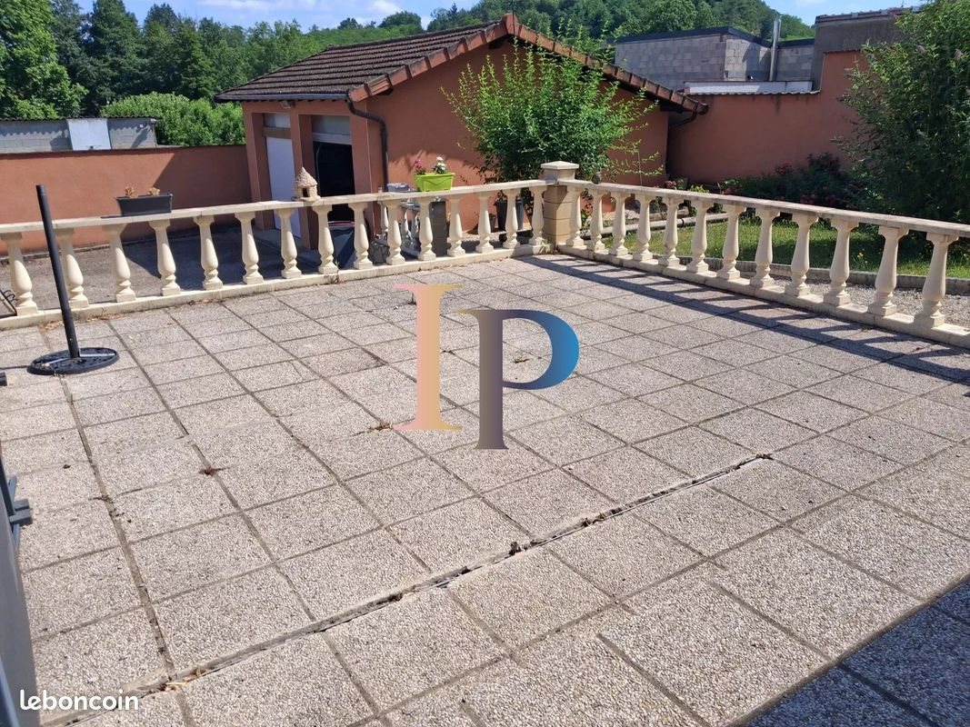 Maison à vendre, 175m², Saint-Denis-de-Cabanne