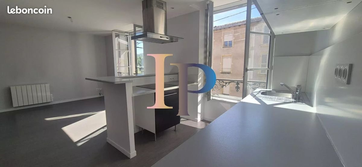 Appartement à louer, 65m², Charlieu