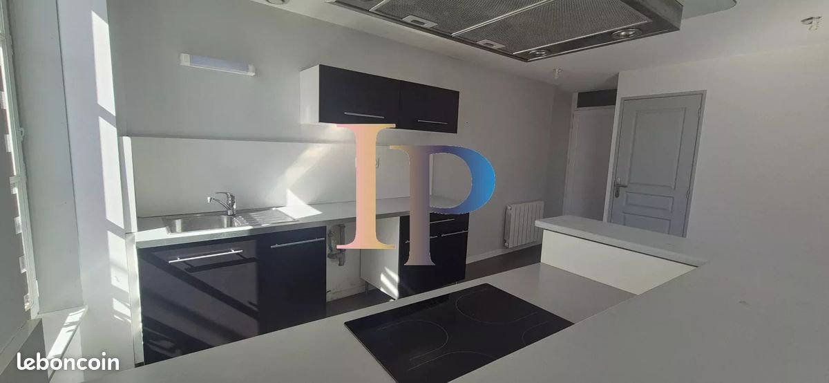 Appartement à louer, 65m², Charlieu