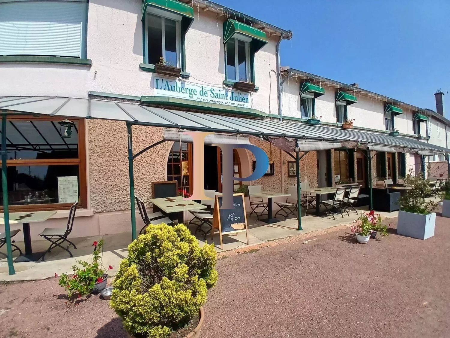Maison à vendre, 585m², Charlieu