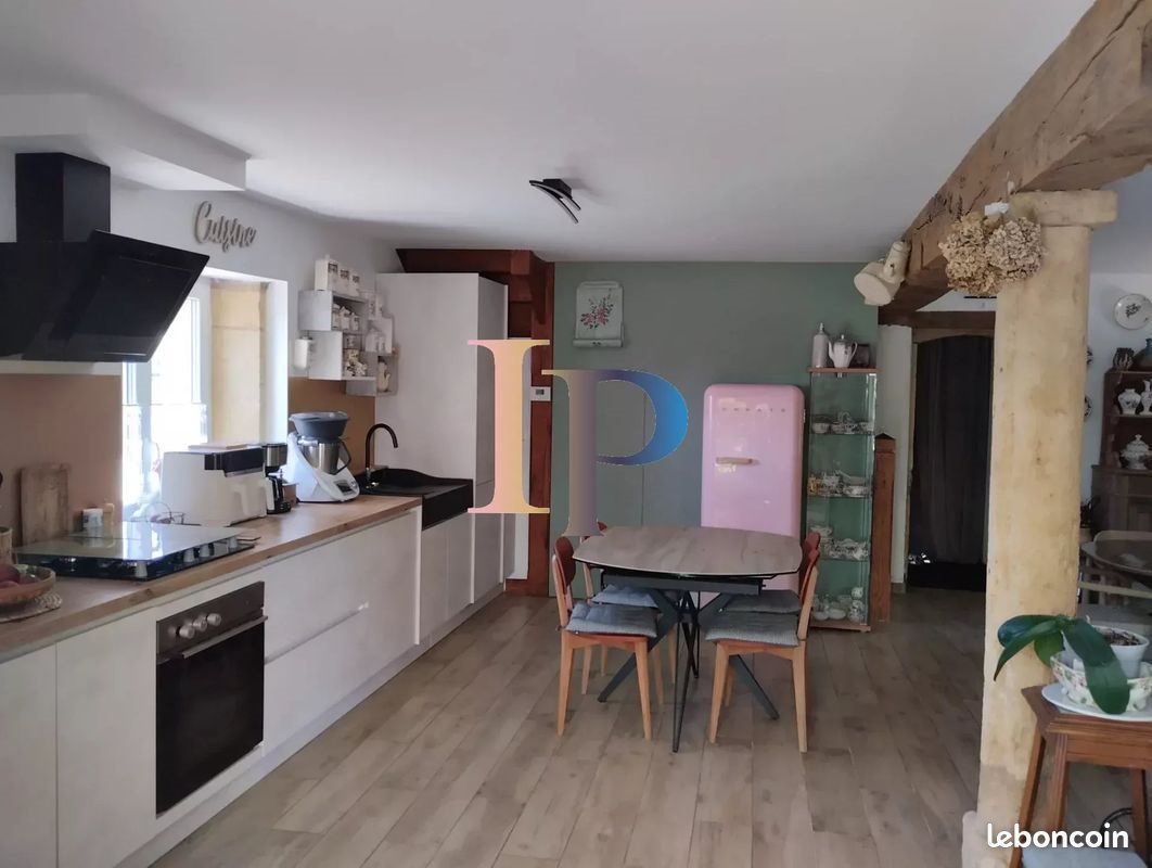 Maison à vendre, 102m², Marcigny