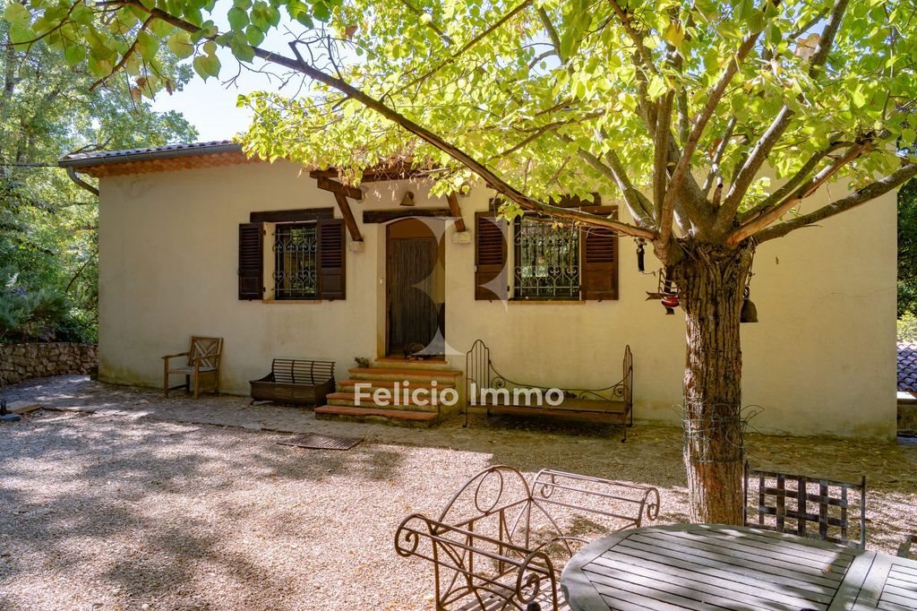 Maison à vendre, 125m², Saint-Vallier-de-Thiey