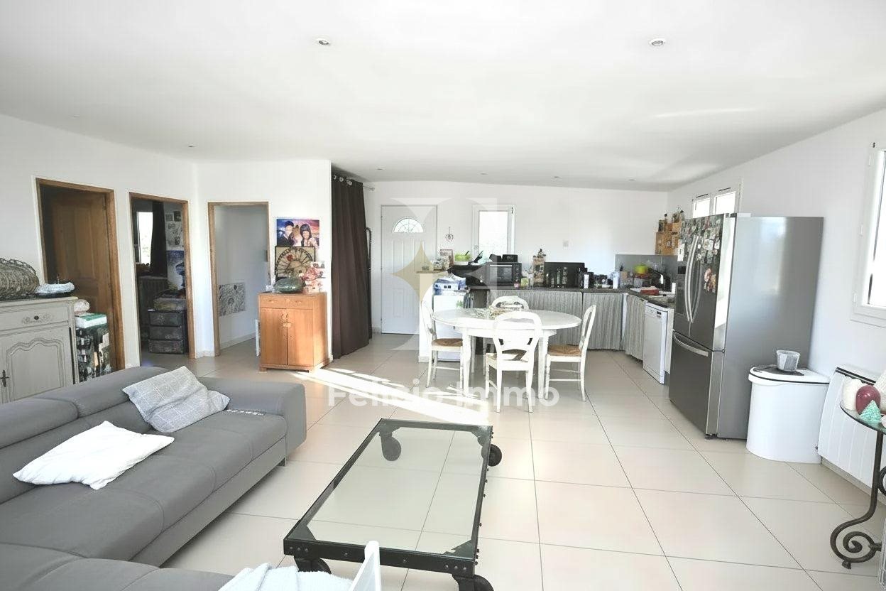 Appartement à vendre, 81m², Saint-Vallier-de-Thiey