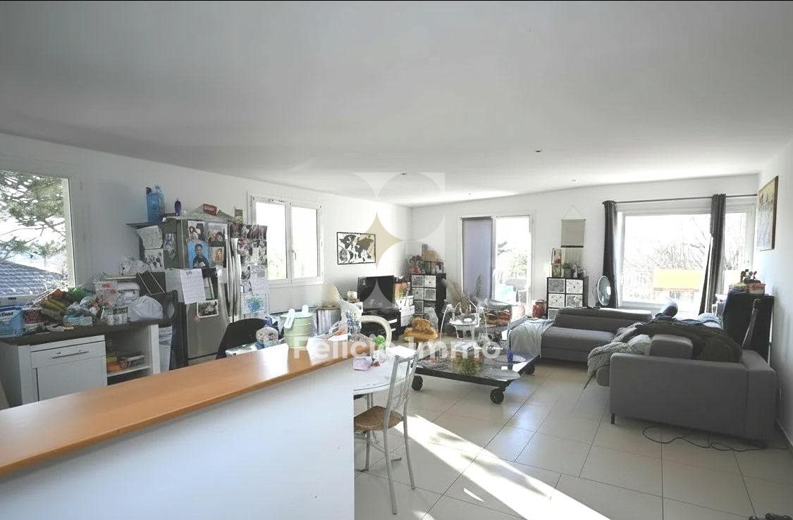 Appartement à vendre, 81m², Saint-Vallier-de-Thiey