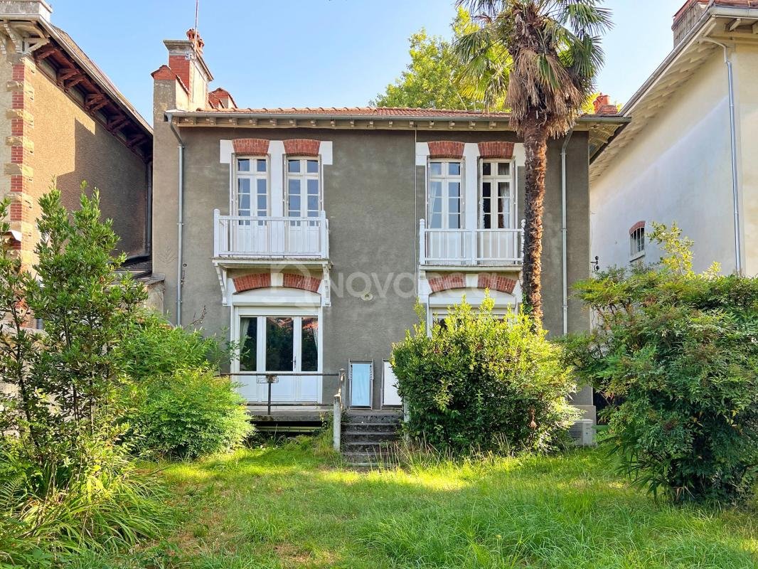 Maison à vendre, 202m², Pau