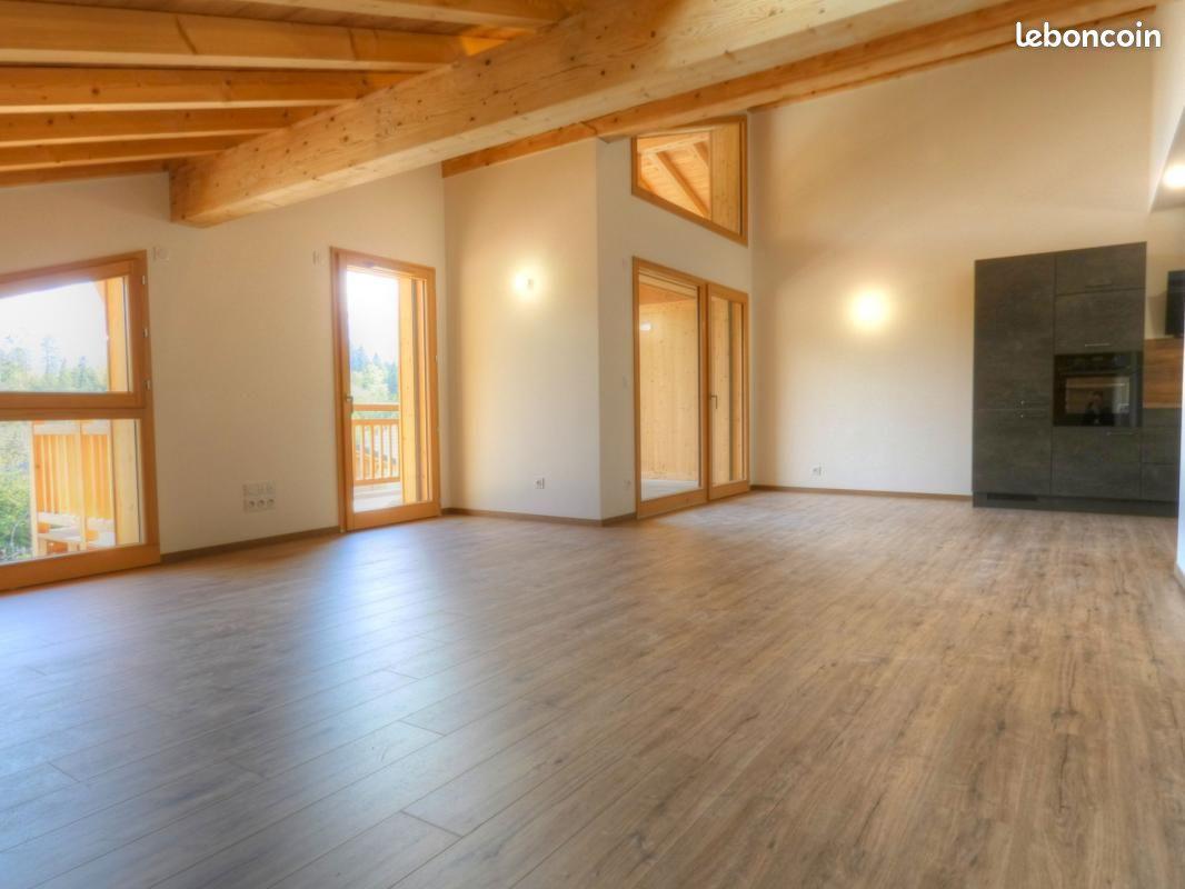 Appartement à vendre, 121m², Arâches-la-Frasse (Les Carroz d'Arâches)