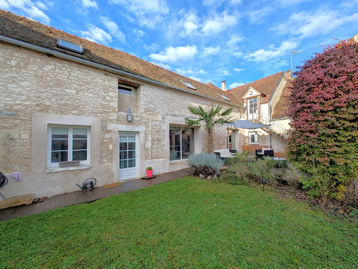 Maison à vendre, 162m², Bassou