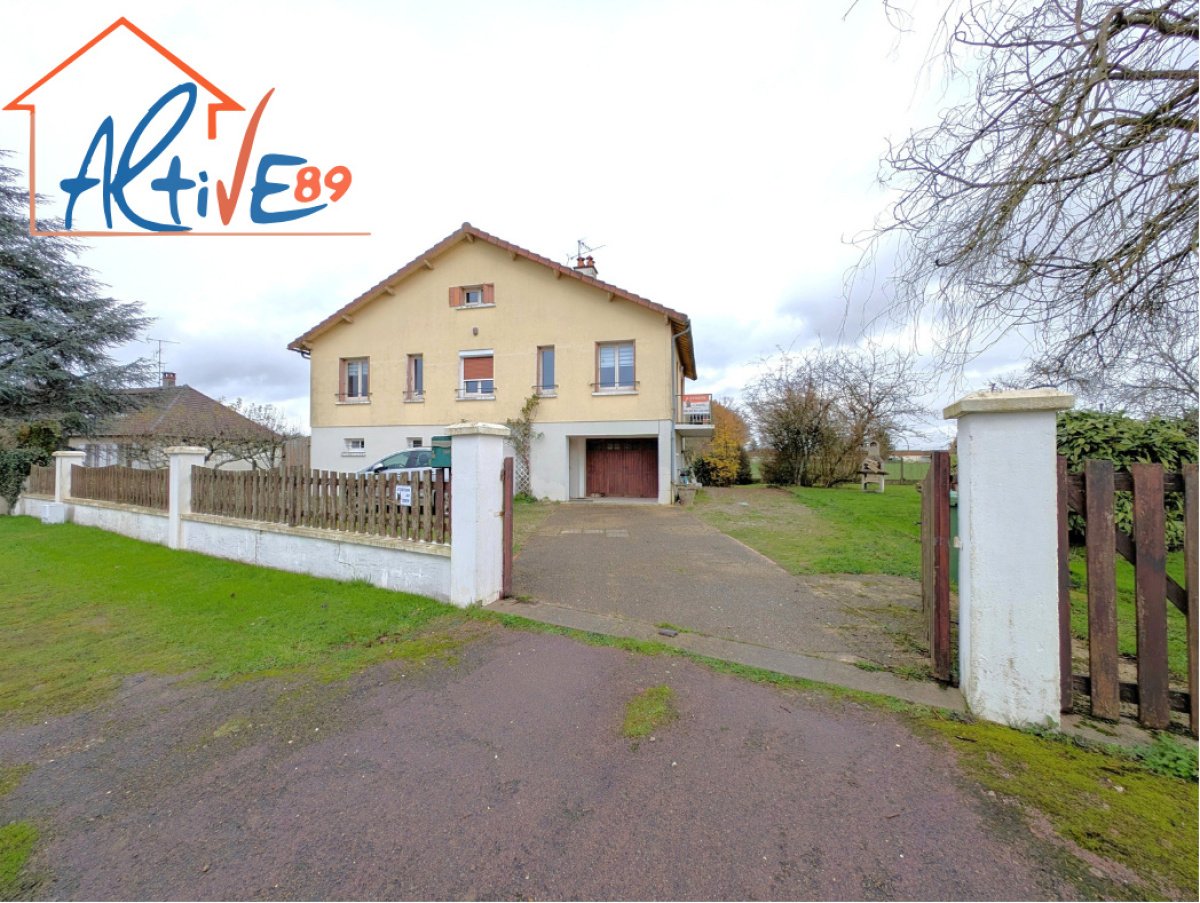 Maison à vendre, 117m², Champignelles