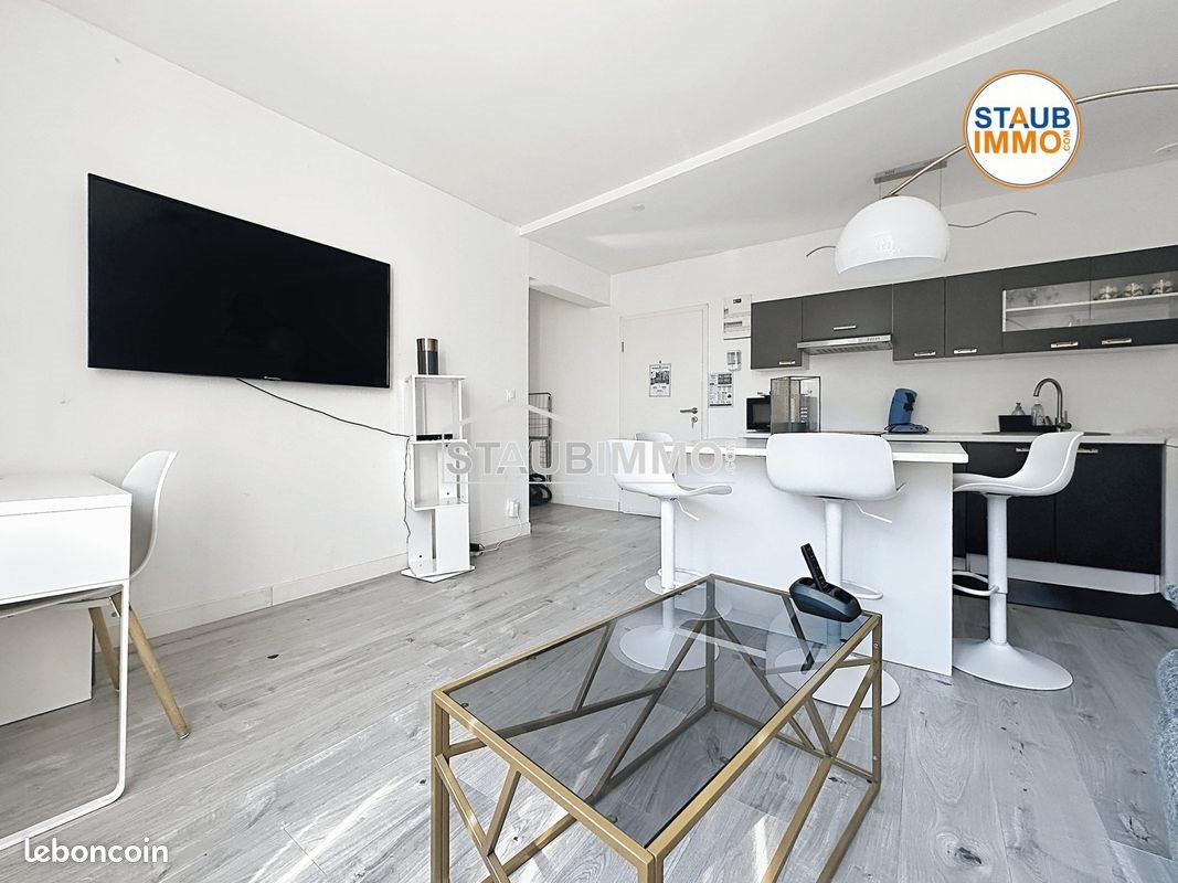 Appartement à vendre, 65m², Village-Neuf