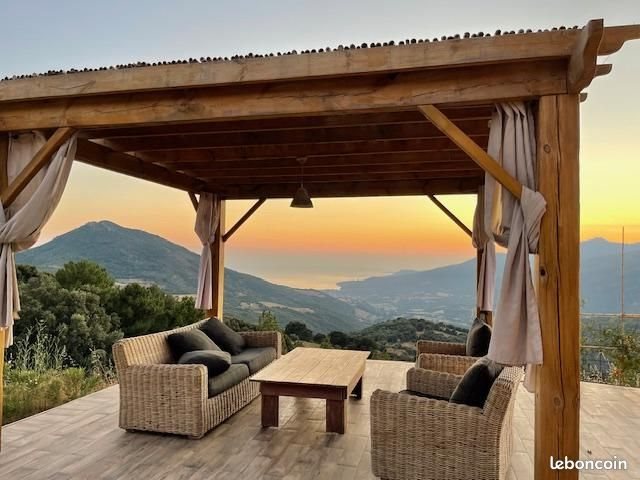 Maison à vendre, 150m², Fozzano