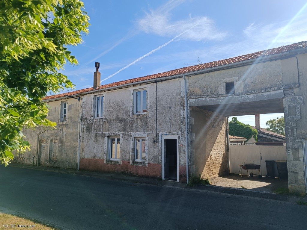 Maison à vendre, 106m², Ruffec