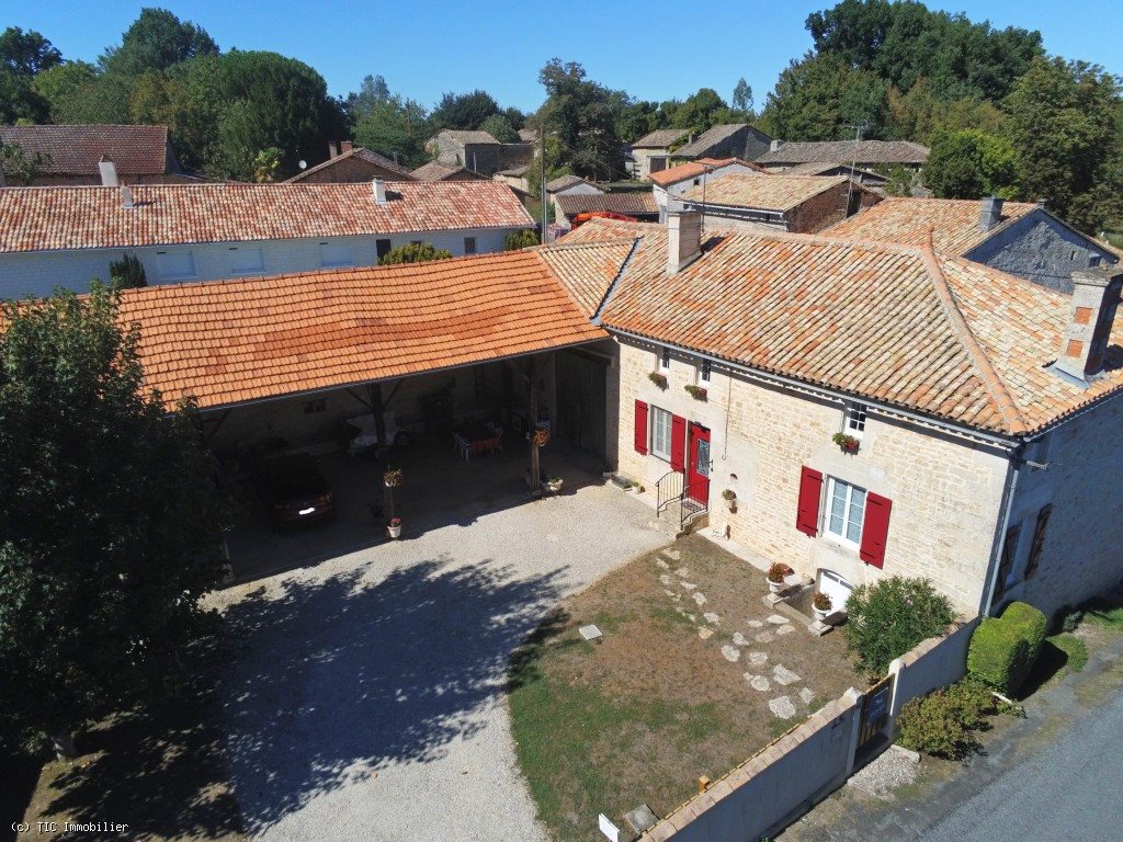 Maison à vendre, 179m², Villefagnan