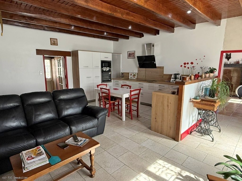 Maison à vendre, 179m², Villefagnan