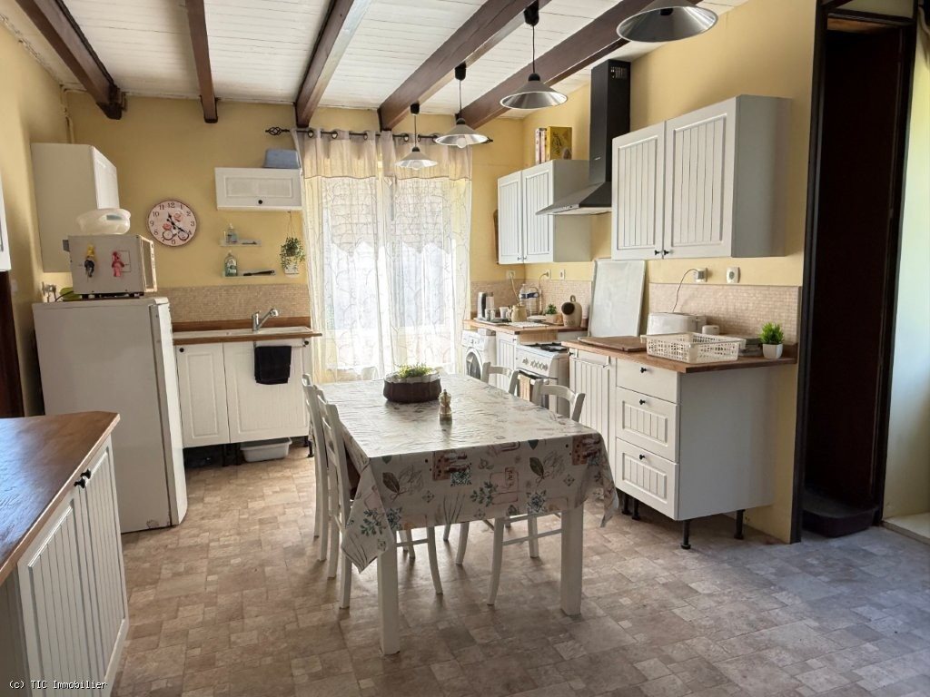 Maison à vendre, 179m², Ruffec