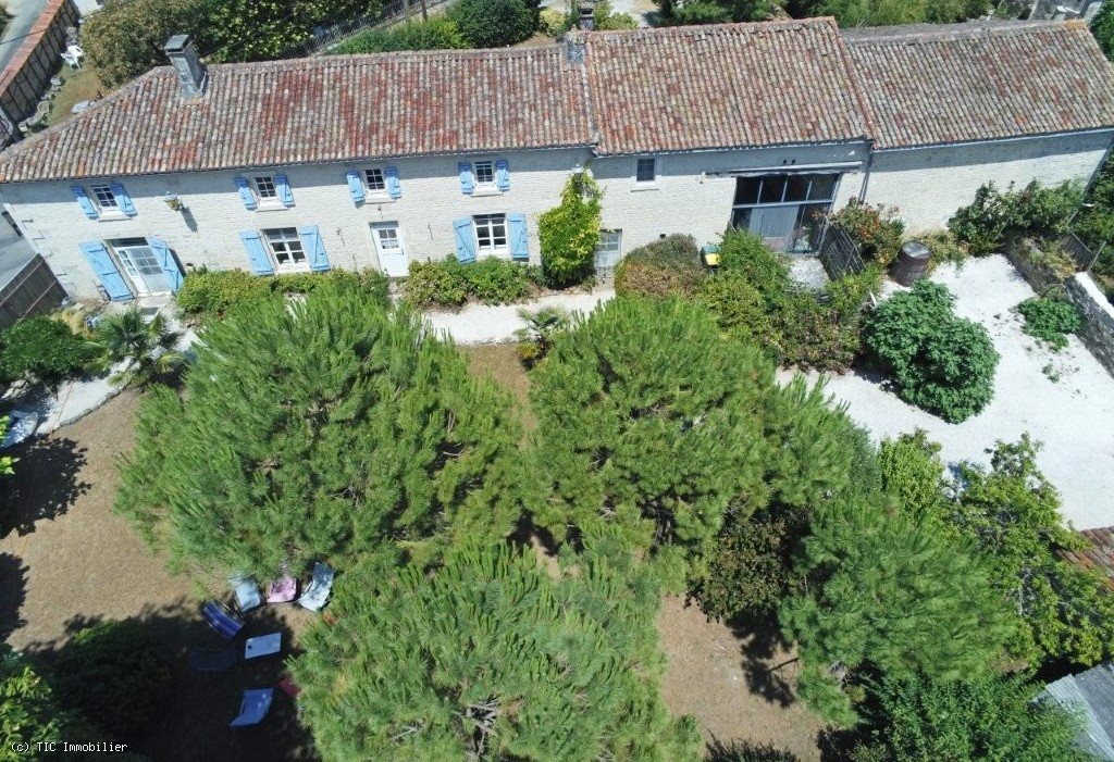 Maison à vendre, 213m², Villefagnan