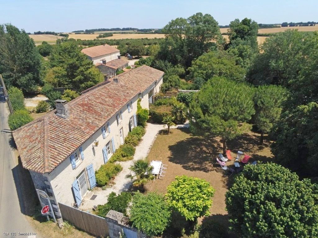 Maison à vendre, 213m², Villefagnan