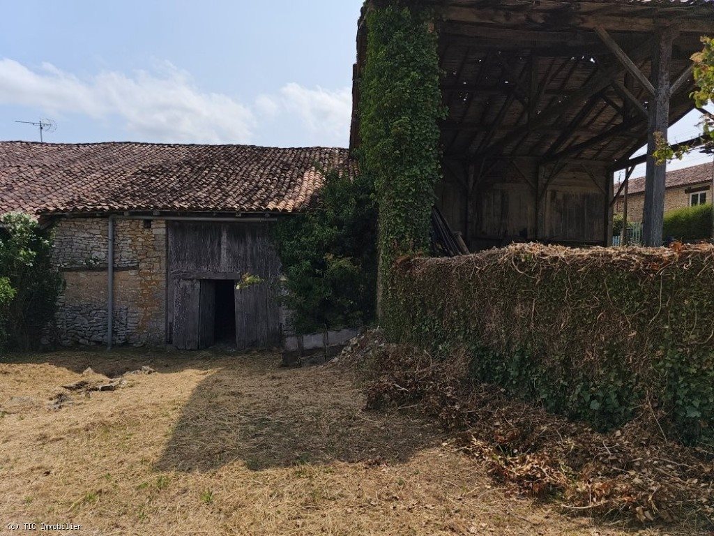 Maison à vendre, 99m², Saint-Claud