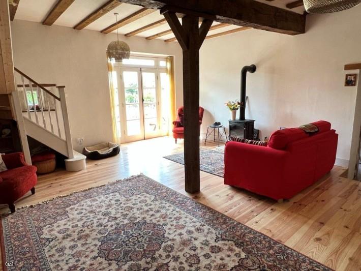 Maison à vendre, 120m², Champagne-Mouton
