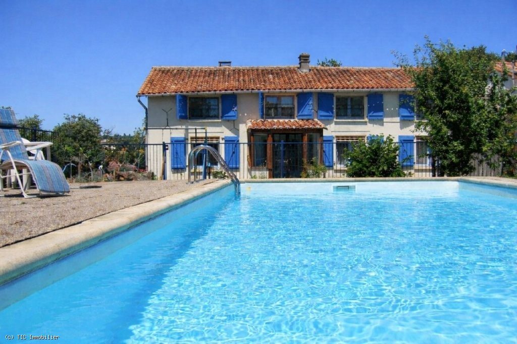 Maison à vendre, 125m², Nanteuil-en-Vallée