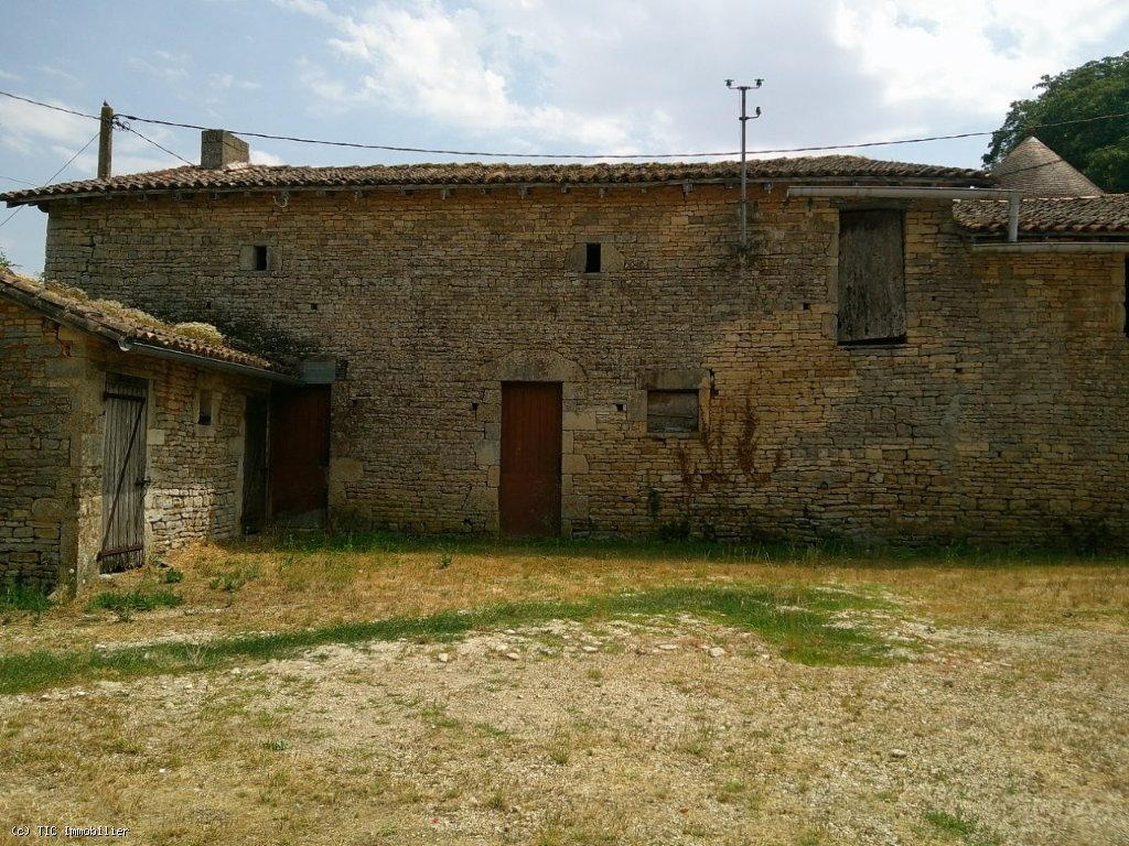 Maison à vendre, 124m², Lezay
