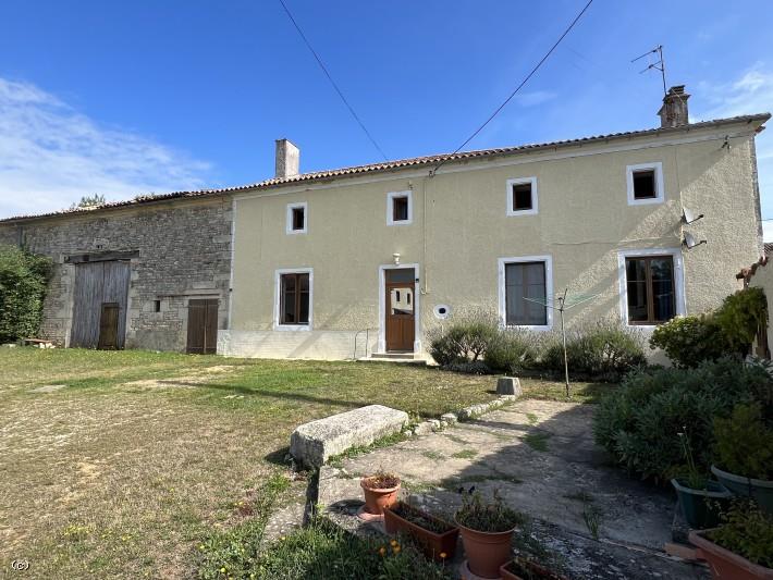 Maison à vendre, 254m², Chef-Boutonne