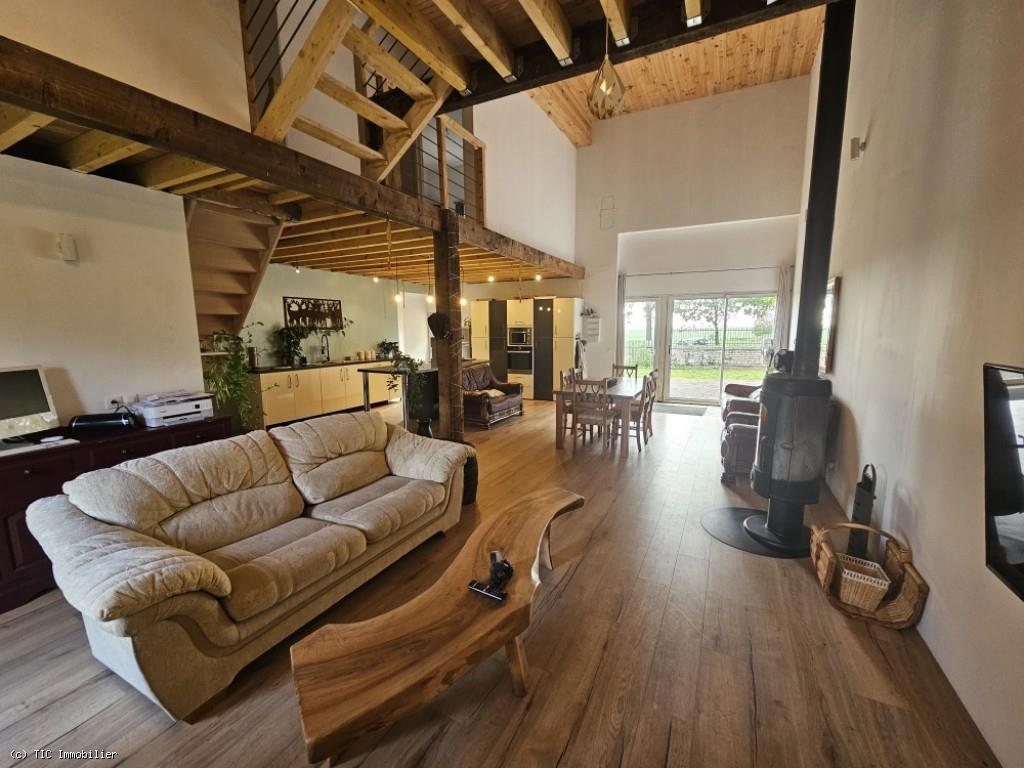Maison à vendre, 224m², Aunac