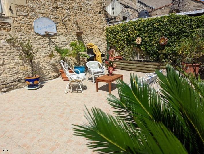 Maison à vendre, 212m², Ruffec