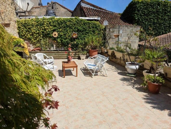 Maison à vendre, 212m², Ruffec