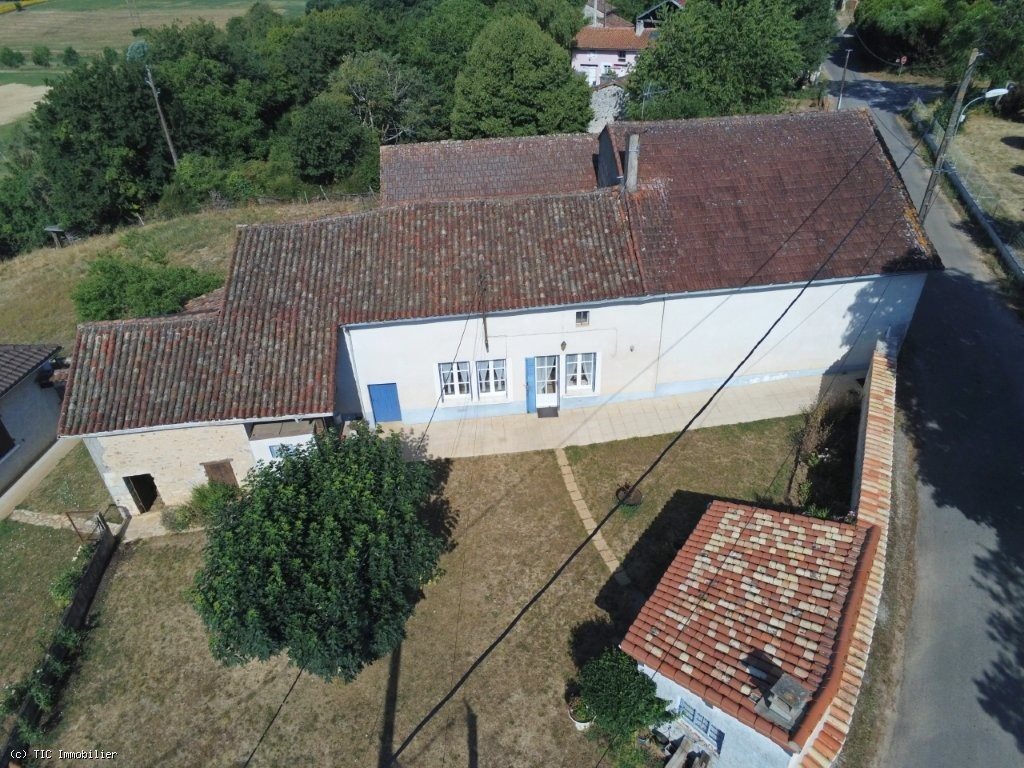Maison à vendre, 92m², Ruffec