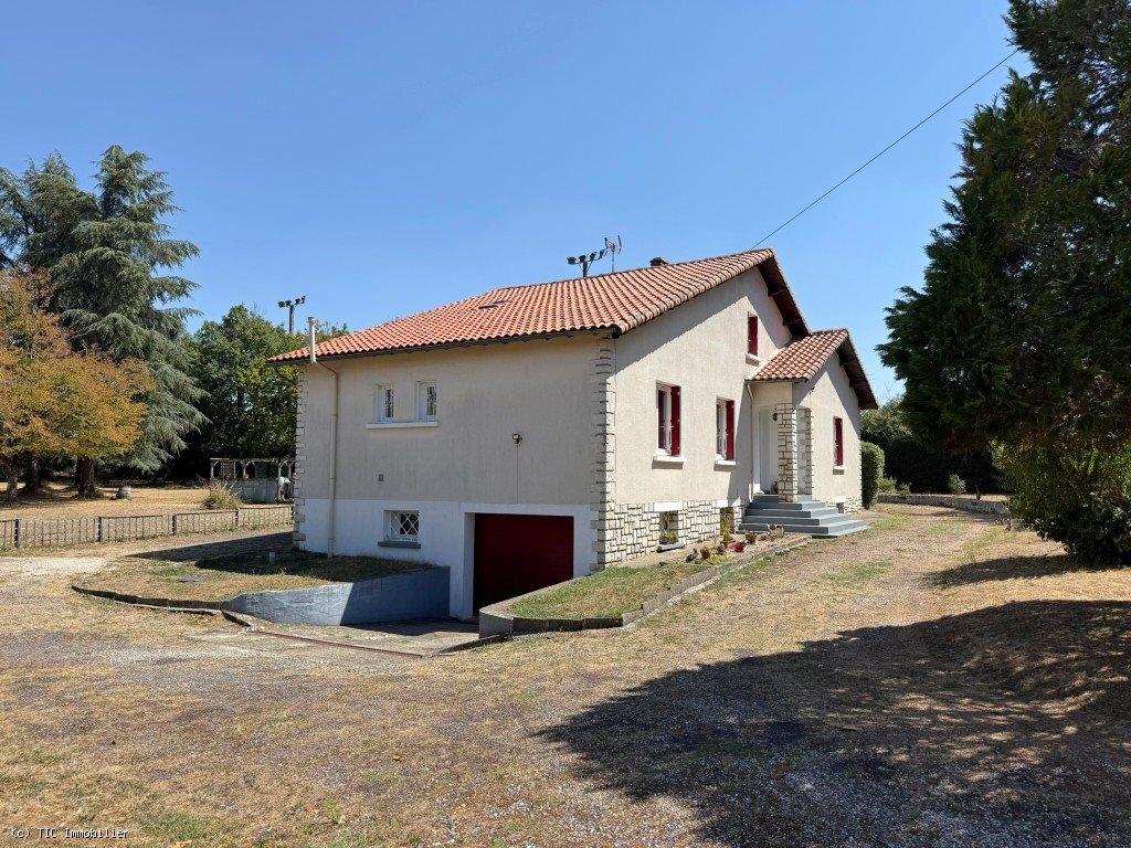 Maison à vendre, 170m², Verteuil-sur-Charente