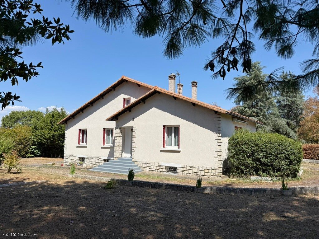Maison à vendre, 170m², Verteuil-sur-Charente