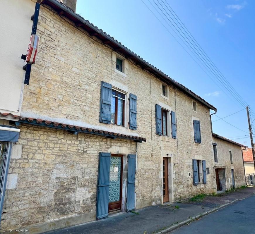 Maison à vendre, 116m², Ruffec