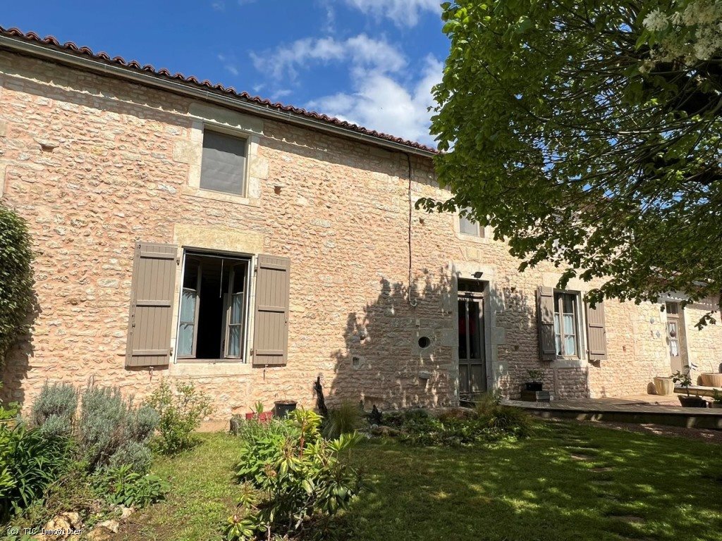 Maison à vendre, 273m², Sauzé-entre-Bois