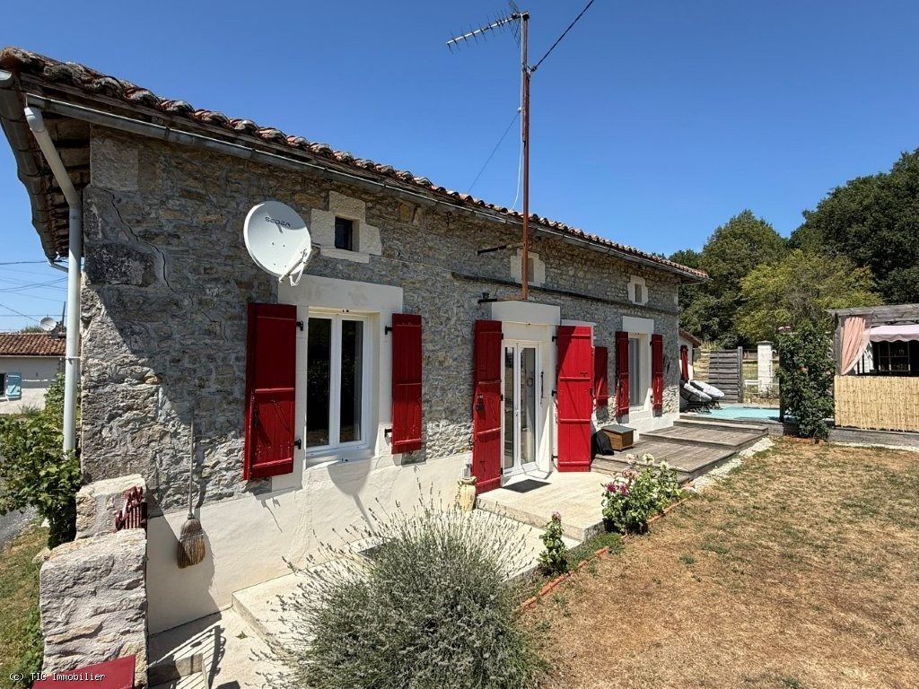 Maison à vendre, 64m², Champagne-Mouton