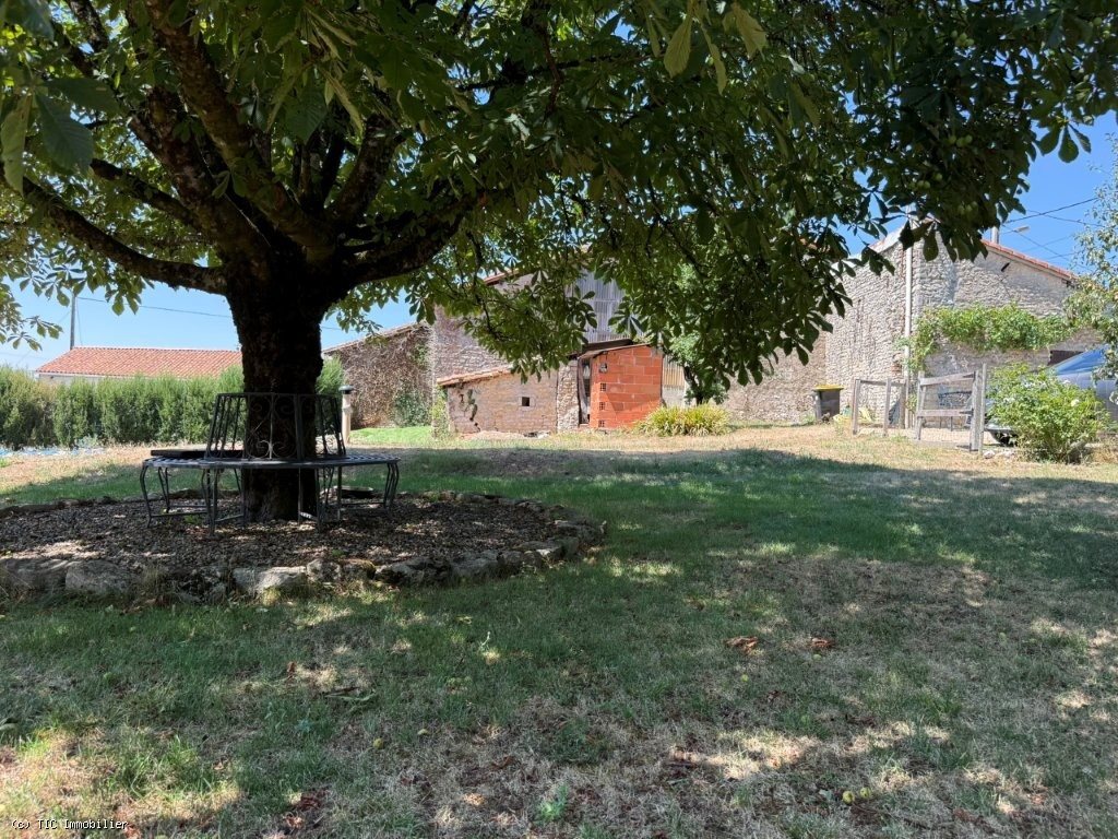Maison à vendre, 64m², Champagne-Mouton