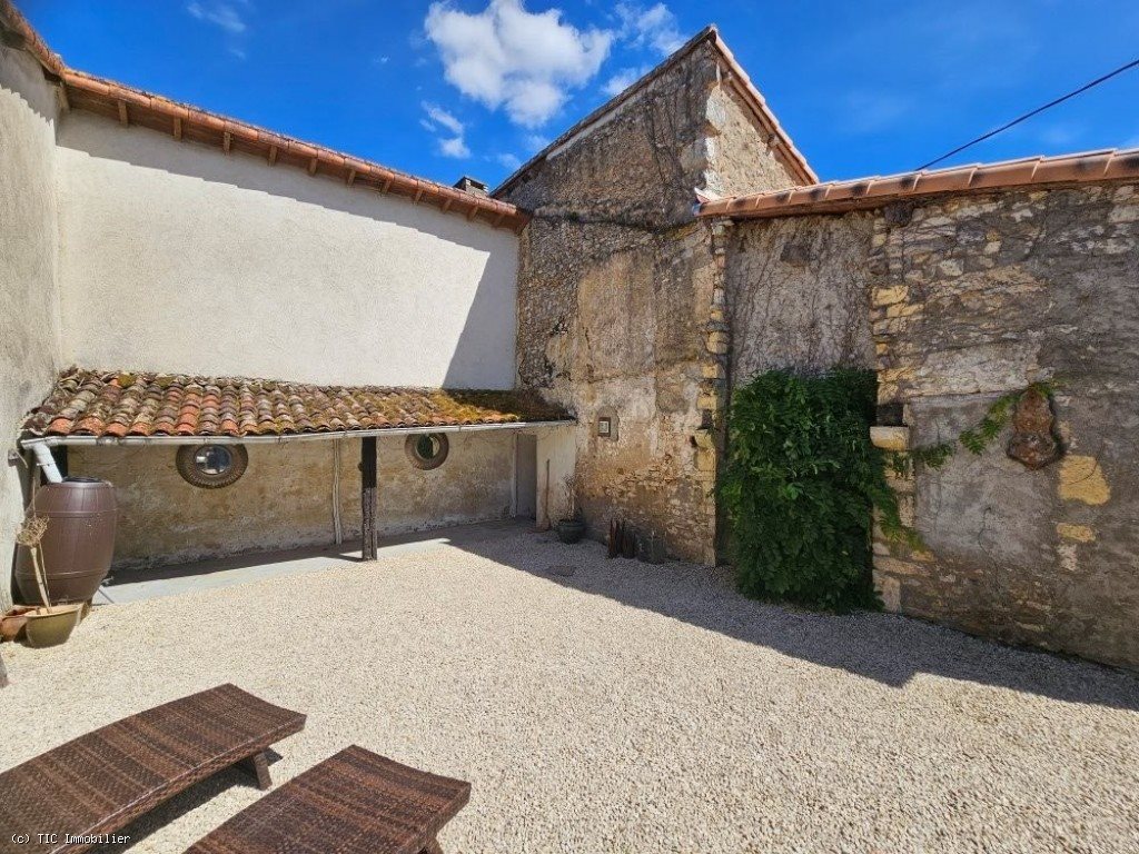 Maison à vendre, 73m², Blanzay