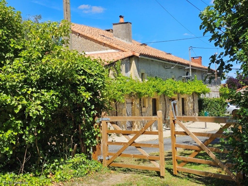 Maison à vendre, 73m², Blanzay