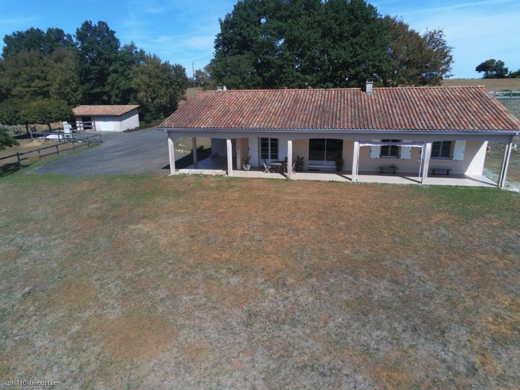 Maison à vendre, 142m², Nanteuil-en-Vallée