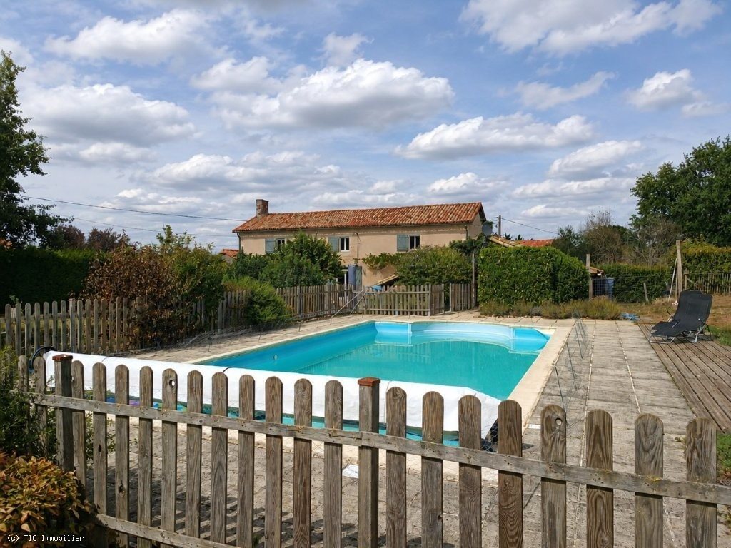 Maison à vendre, 193m², Civray