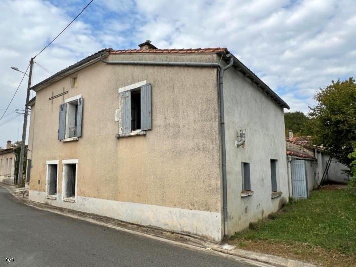 Maison à vendre, 157m², Mansle