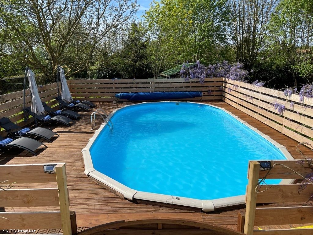 Maison à vendre, 400m², Chef-Boutonne