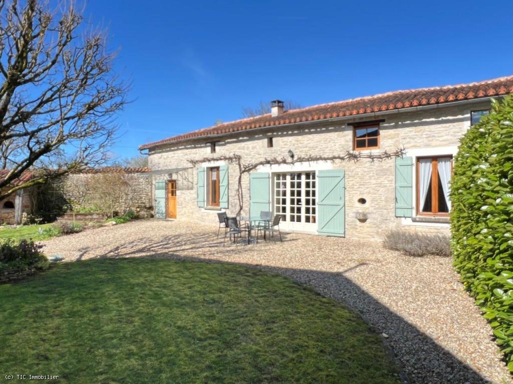Maison à vendre, 125m², Verteuil-sur-Charente