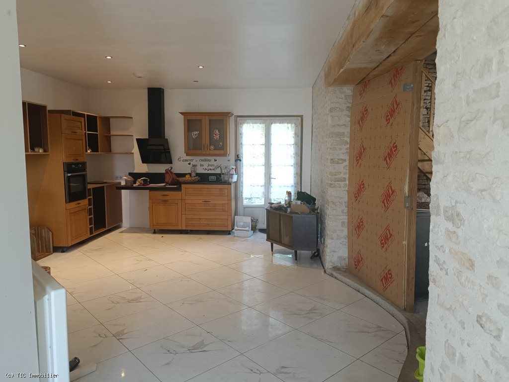 Maison à vendre, 156m², Aunac