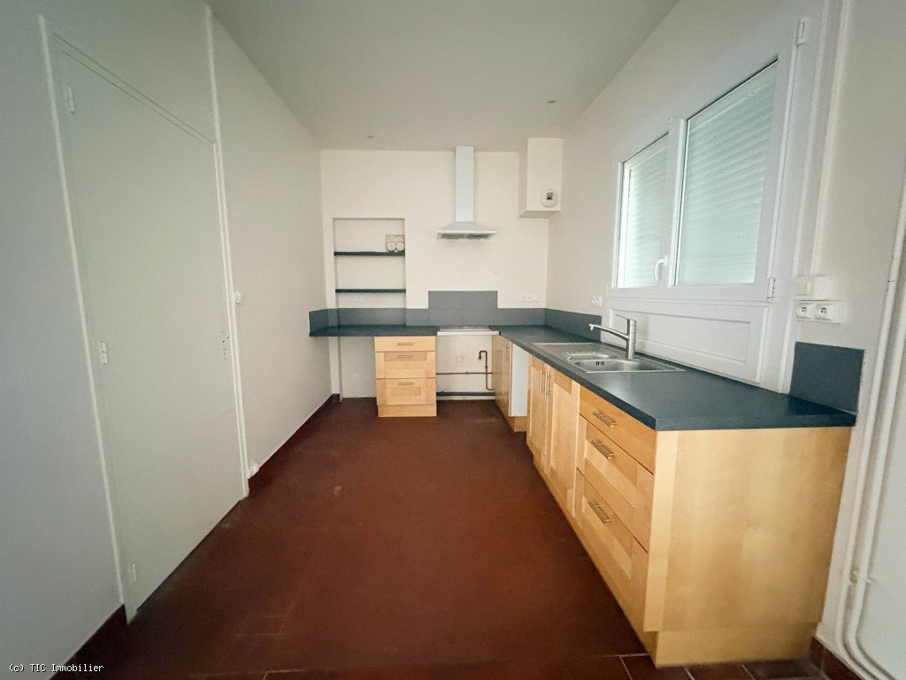 Maison à vendre, 146m², Aunac